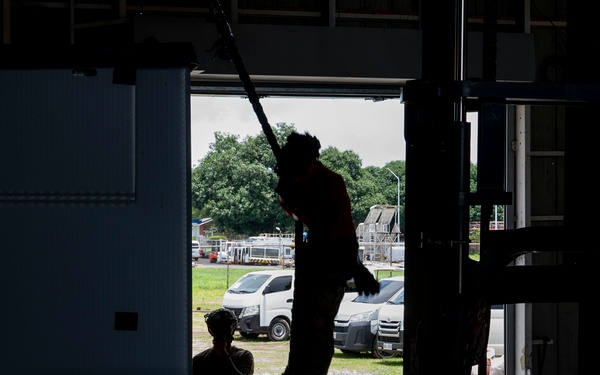 U.S. Air Force special operators practice static repel and fast rope training