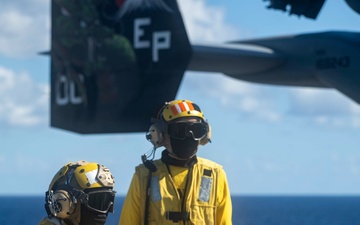 USS America (LHA 6) Conducts Flight Operations