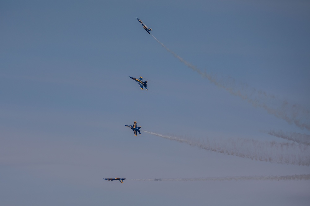 Blue Angels Perform at Seattle Fleet Week 2025