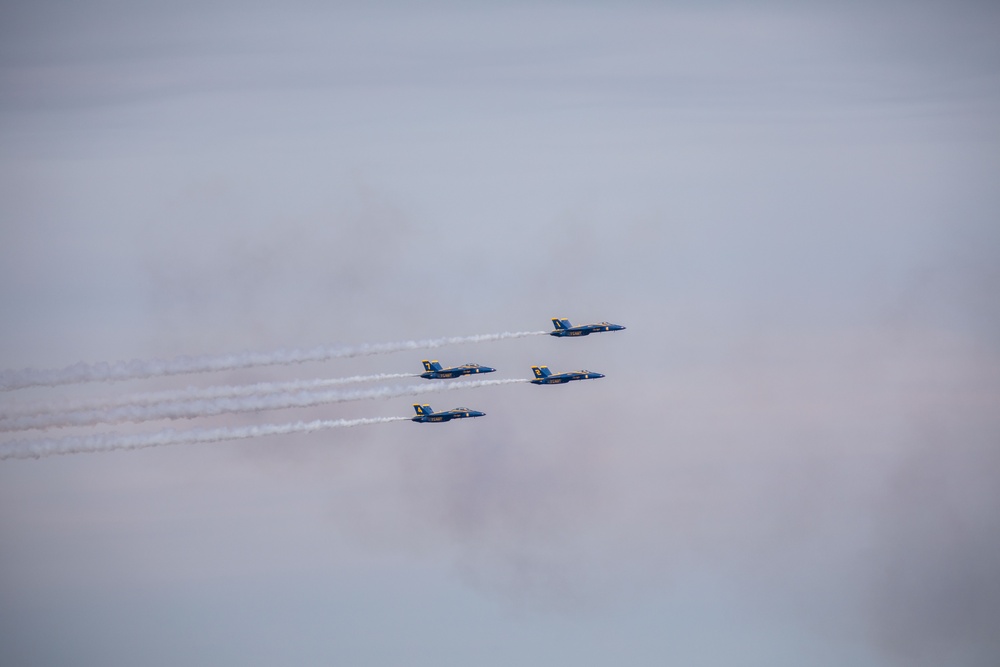 Blue Angels Perform at Seattle Fleet Week 2025