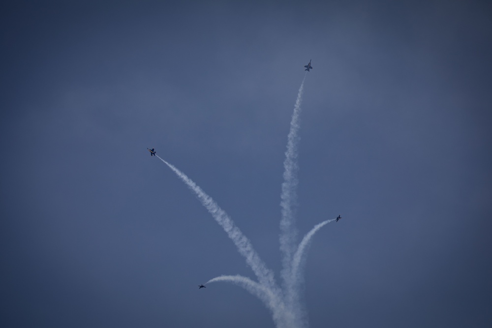 Blue Angels Perform at Seattle Fleet Week 2025