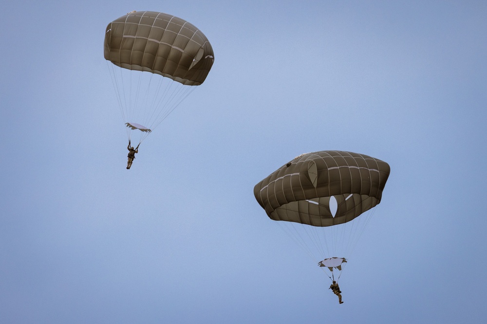 XVIII Airborne Corps Paratroopers Conduct Airborne Operations