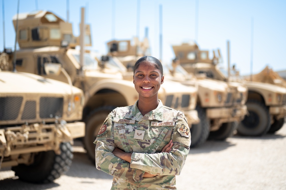 Phoenix Fighter - SrA Anari Pounds