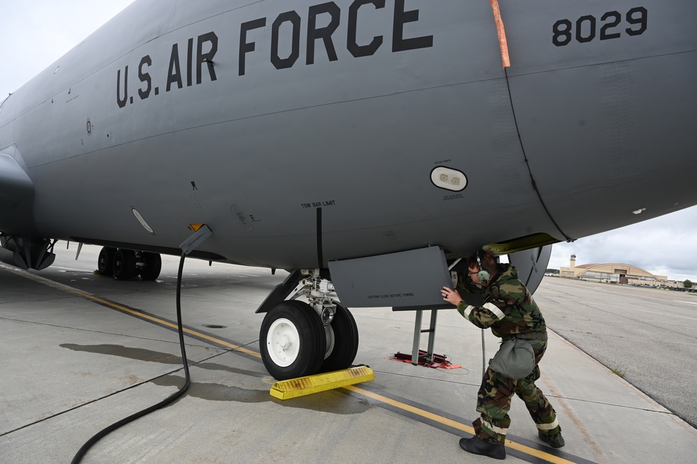 168th Wing Powers Global Air Refueling in Largest Pacific Contingency Exercise