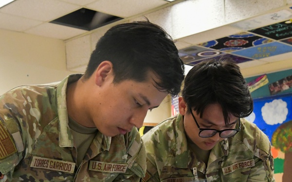 Service members enhance medical skills during IRT training