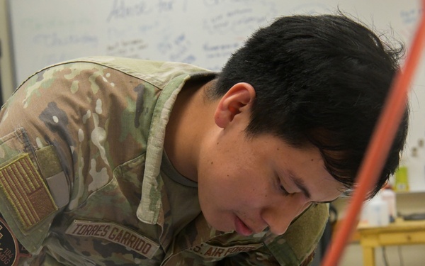 Service members enhance medical skills during IRT training