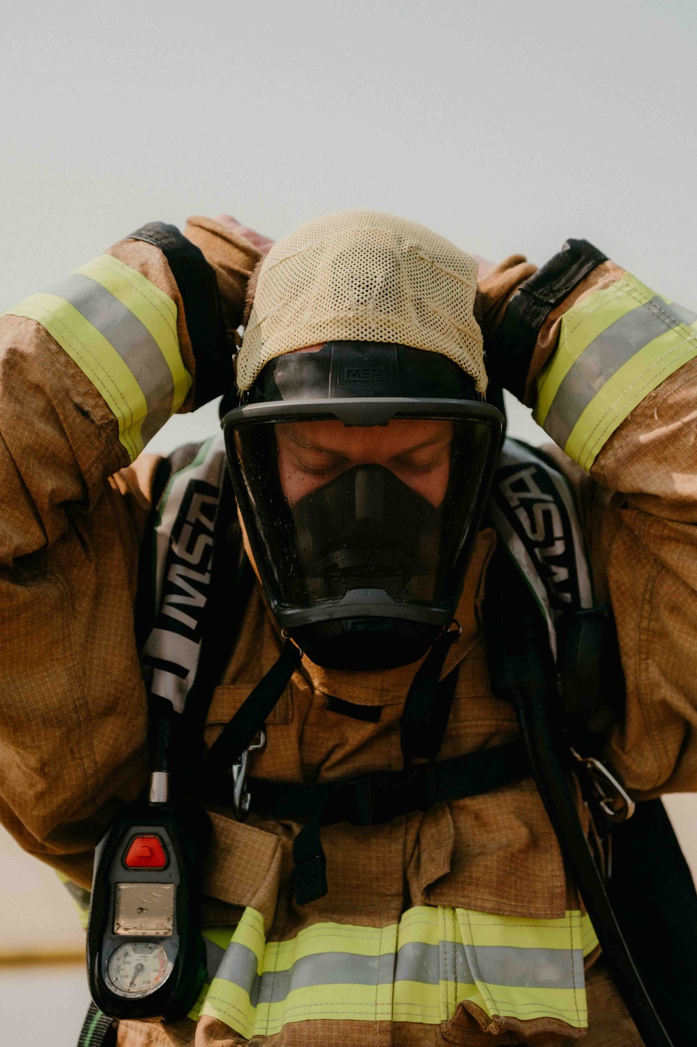 Fire Emergency Services train in live fire simulation