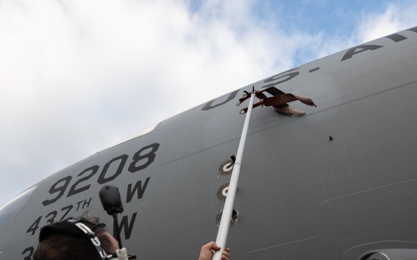 JB Charleston provides airlift for Talisman Sabre 25