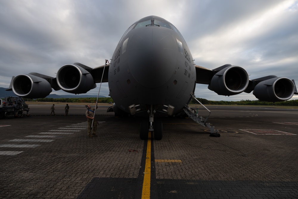 JB Charleston provides airlift for Talisman Sabre 25