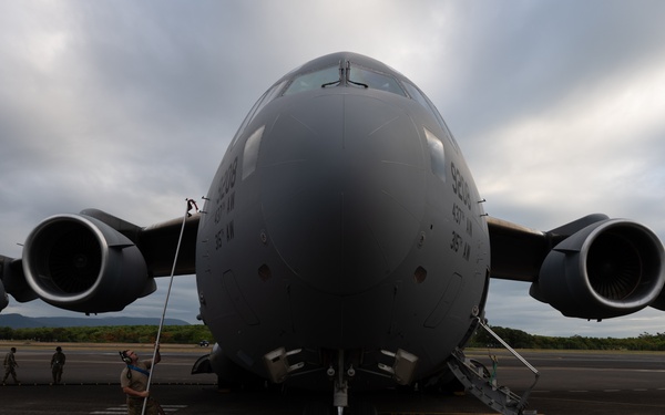 JB Charleston provides airlift for Talisman Sabre 25