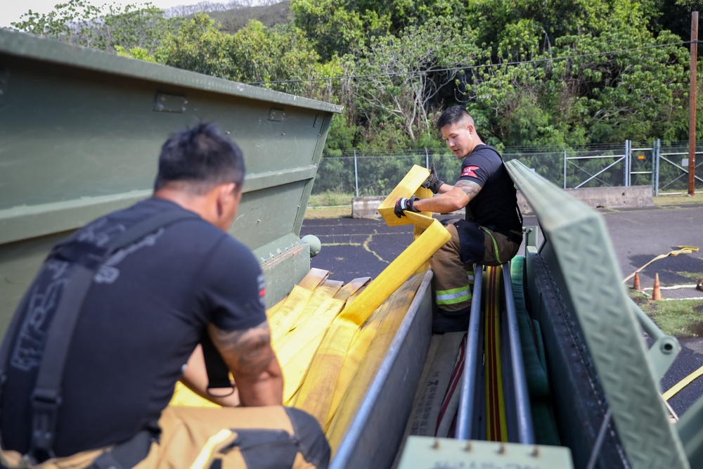 Hawaii’s 297th Engineer Detachment Firefighting Team conducts mission essential training