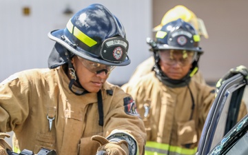 Hawaii’s 297th Engineer Detachment Firefighting Team conducts mission essential training