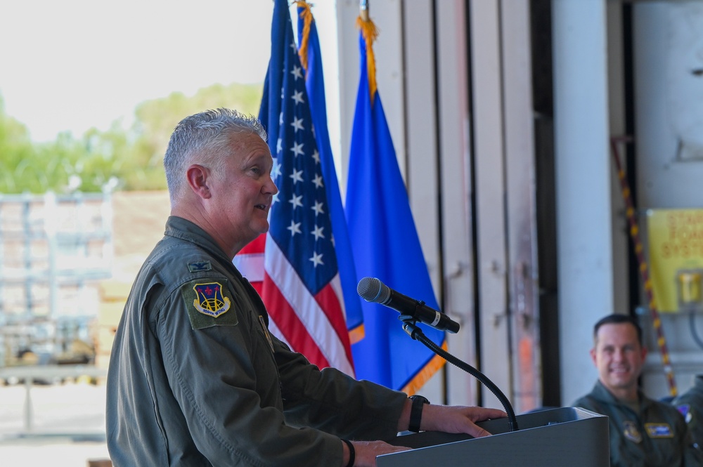 926th Wing Welcomes New Commander