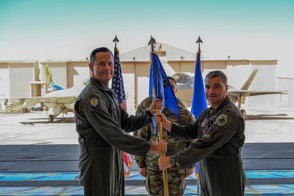 926th Wing Welcomes New Commander