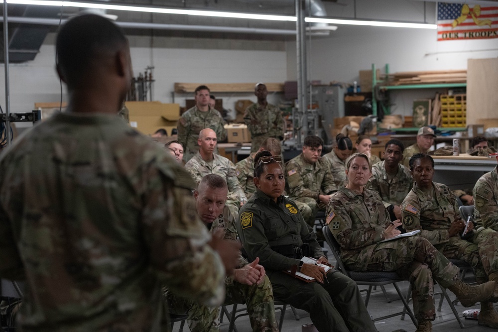 JTF-SB Soldiers, U.S. Border Patrol coordinate joint operations