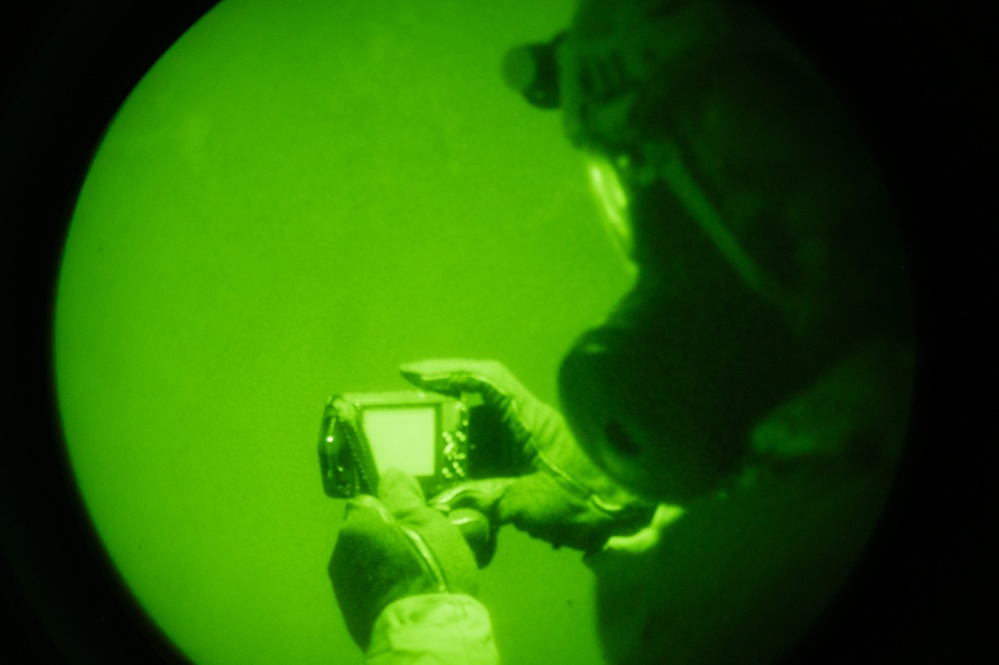 U.S. Air Force Airmen and U.S. Marines conduct CBRN exercise