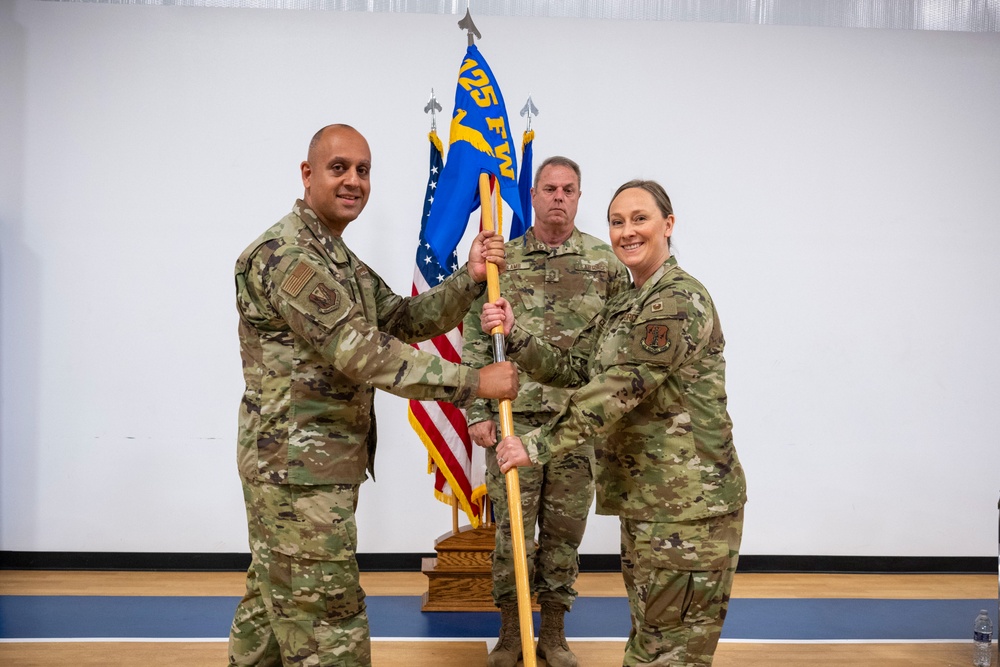 Command Changes Hands at 125th Regional Support Group