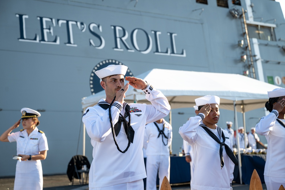 USS Somerset hosts reception during Seattle Fleet Week 2025