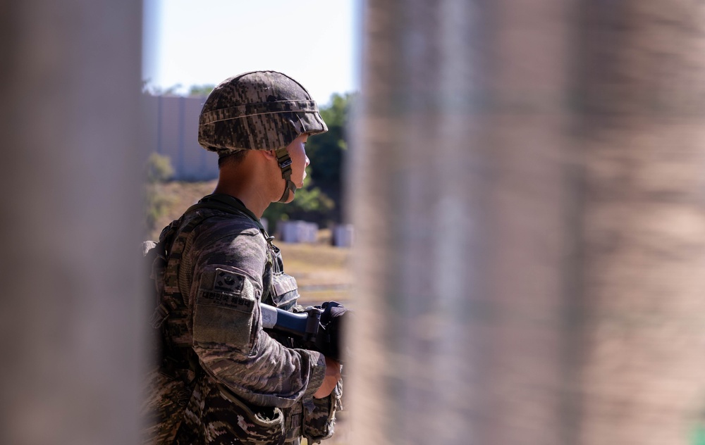 2/23 Marines and ROK Marines conduct bilateral rifle range during KMEP 25.2