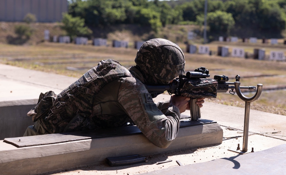 2/23 Marines and ROK Marines conduct bilateral rifle range during KMEP 25.2