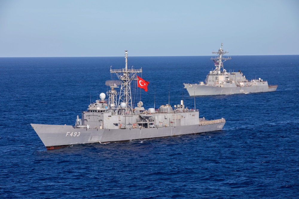 USS Bainbridge (DDG 96) and TCG Gelibolu (F-493) Participate in Neptune Strike
