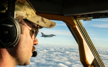 Stratotanker and Fighting Falcons Side by Side