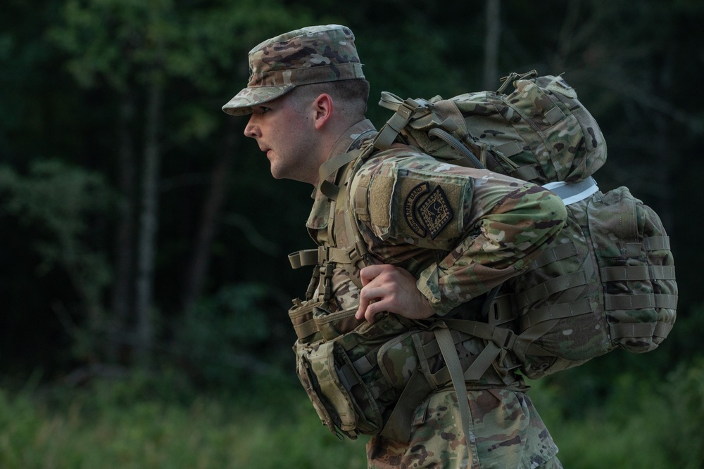 871st Troop Command's Best Warriors Accept The Challenge