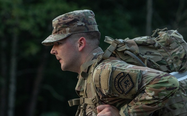 871st Troop Command's Best Warriors Accept The Challenge