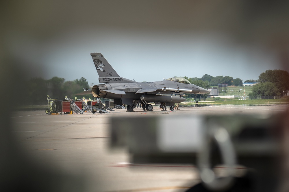 114th Fighter Wing performs Integrated Combat Turns