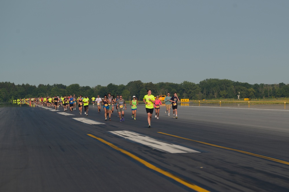 Syracuse Regional Airport Authority hosts the 4thAannual 'Runway 5K' on Hancock Field Air National Guard Base