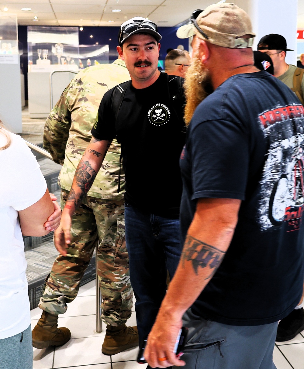 SULLIVAN, IL.-BASED LOGISTICS UNIT RETURNS AFTER DEPLOYMENT TO AFRICA AND EUROPE