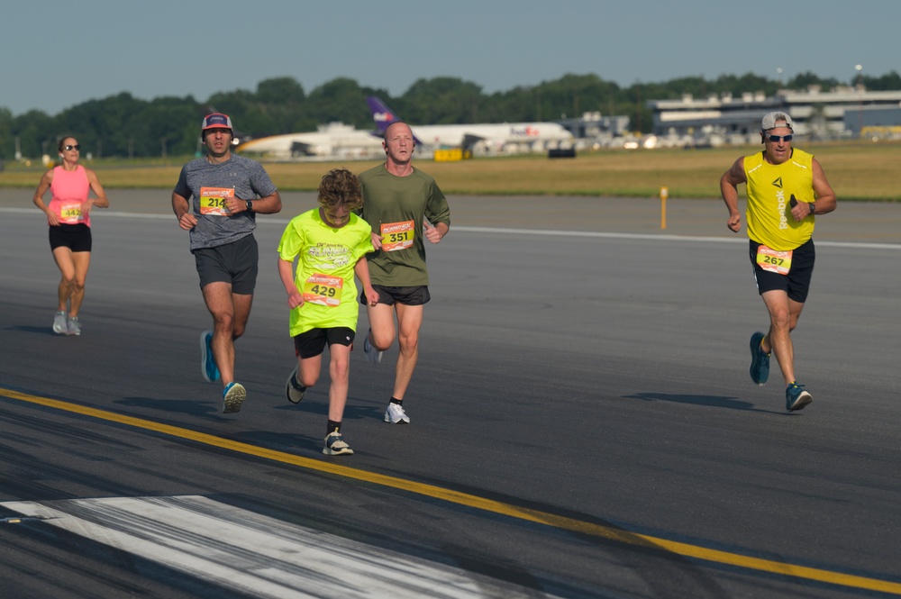 Syracuse Regional Airport Authority hosts the 4th Annual 'Runway 5K' on Hancock Field Air National Guard Base