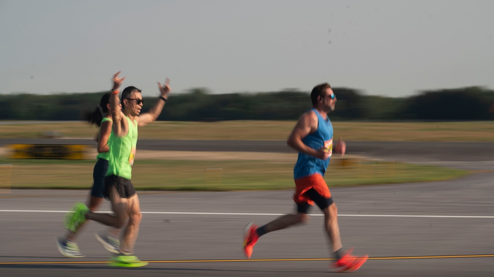 Syracuse Regional Airport Authority hosts the 4th Annual 'Runway 5K' on Hancock Field Air National Guard Base