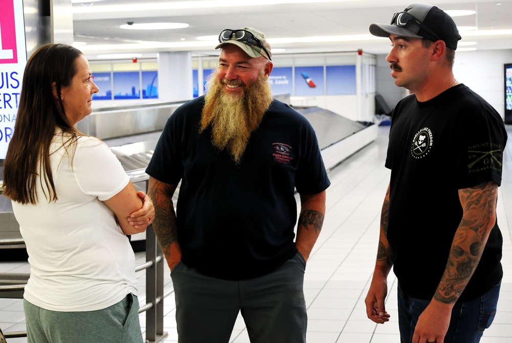 SULLIVAN, IL.-BASED LOGISTICS UNIT RETURNS AFTER DEPLOYMENT TO AFRICA AND EUROPE