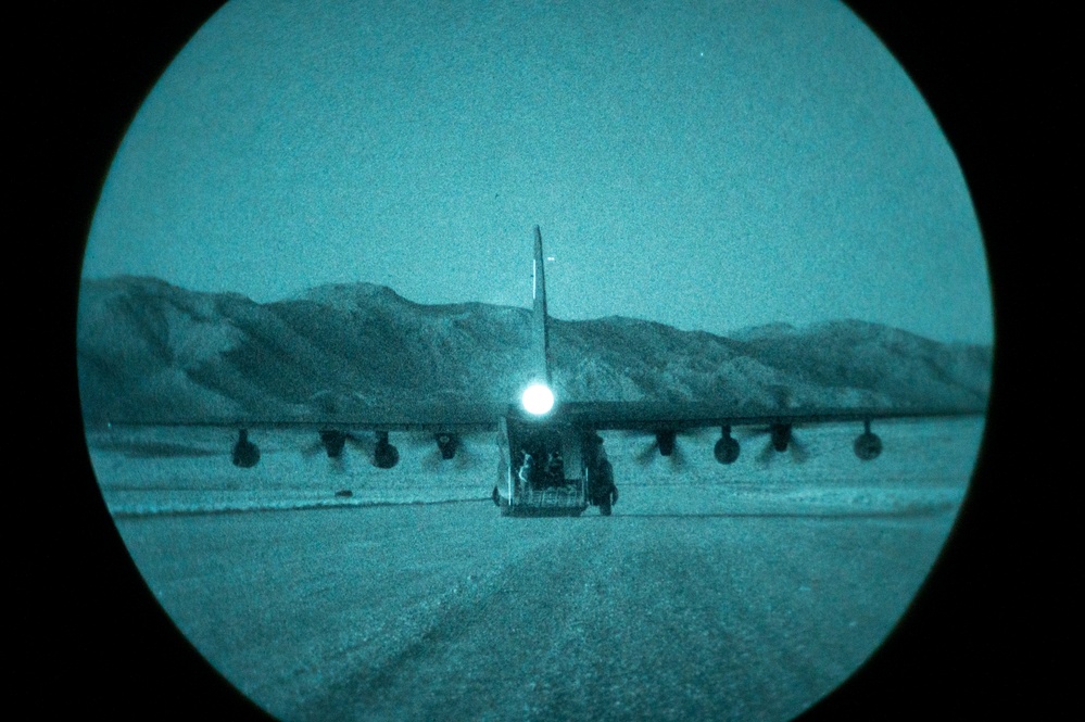 EW 25.2: Air Commandos respond to CBRN evacuation