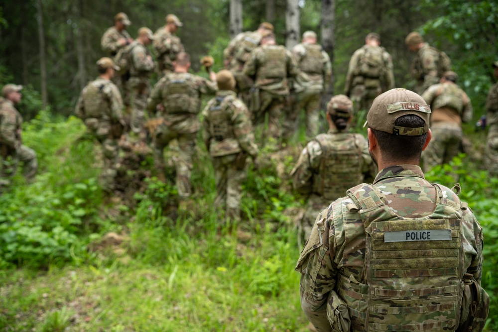 155th SFS conducts DFT in Alaska