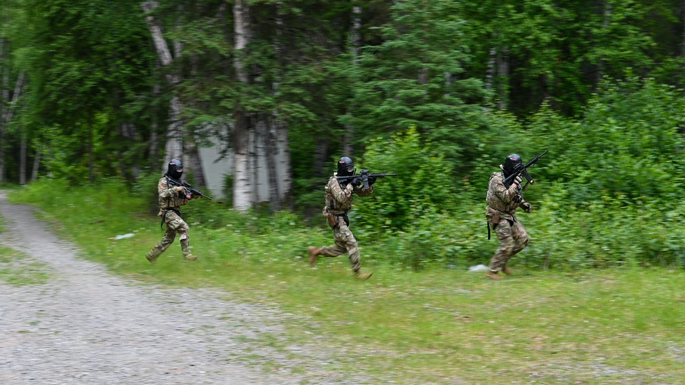 155th SFS conducts DFT in Alaska