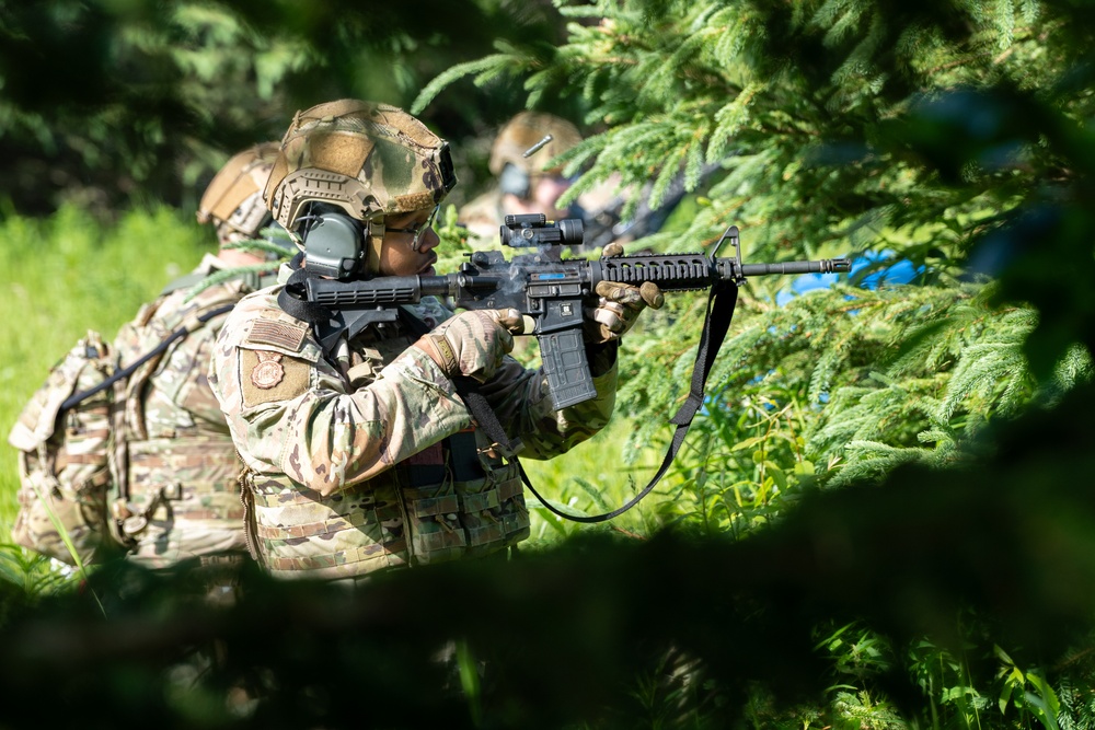 155th SFS conducts DFT in Alaska
