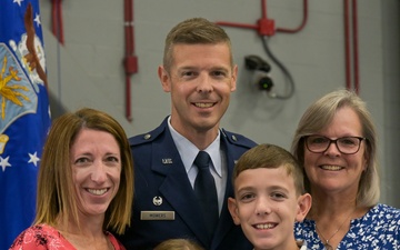 914th Air Refueling Wing Deputy Commander pins on Col.