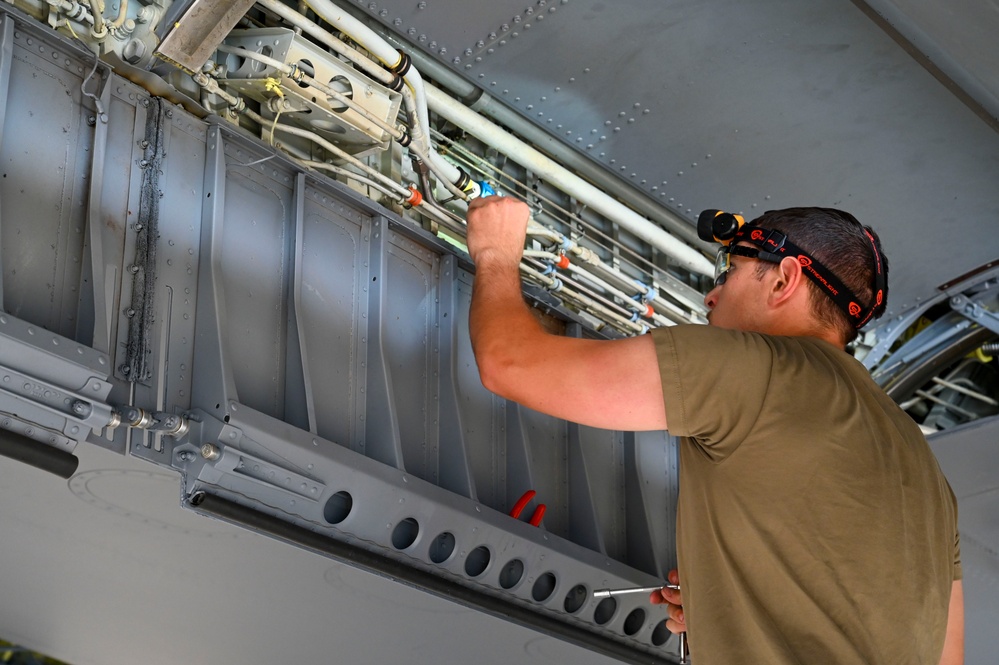 Airman Spotlight: Tech. Sgt. Michael Siwula