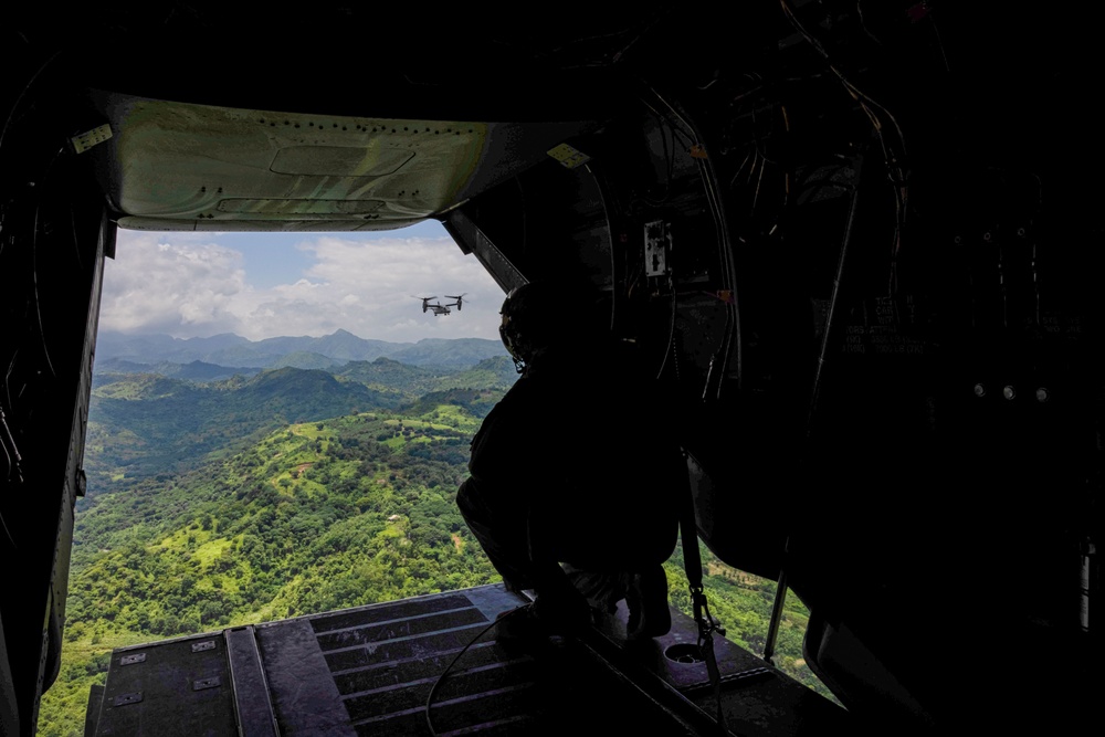 MRF-D 25.3: U.S. Marines deliver critical supplies during foreign disaster relief in the Philippines