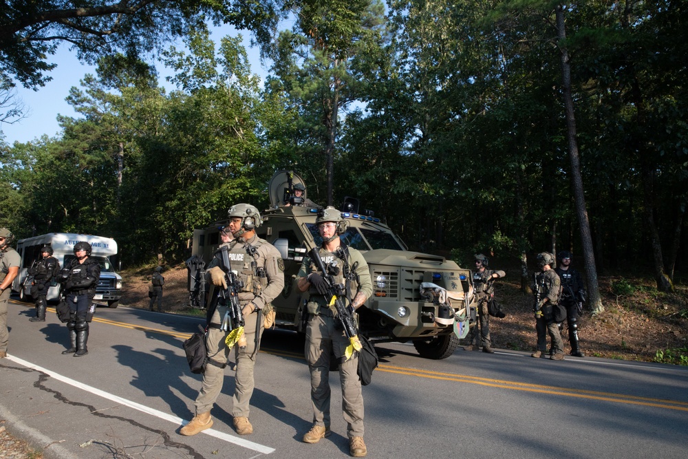 Joint Task Force Conducts Civil Disturbance Training