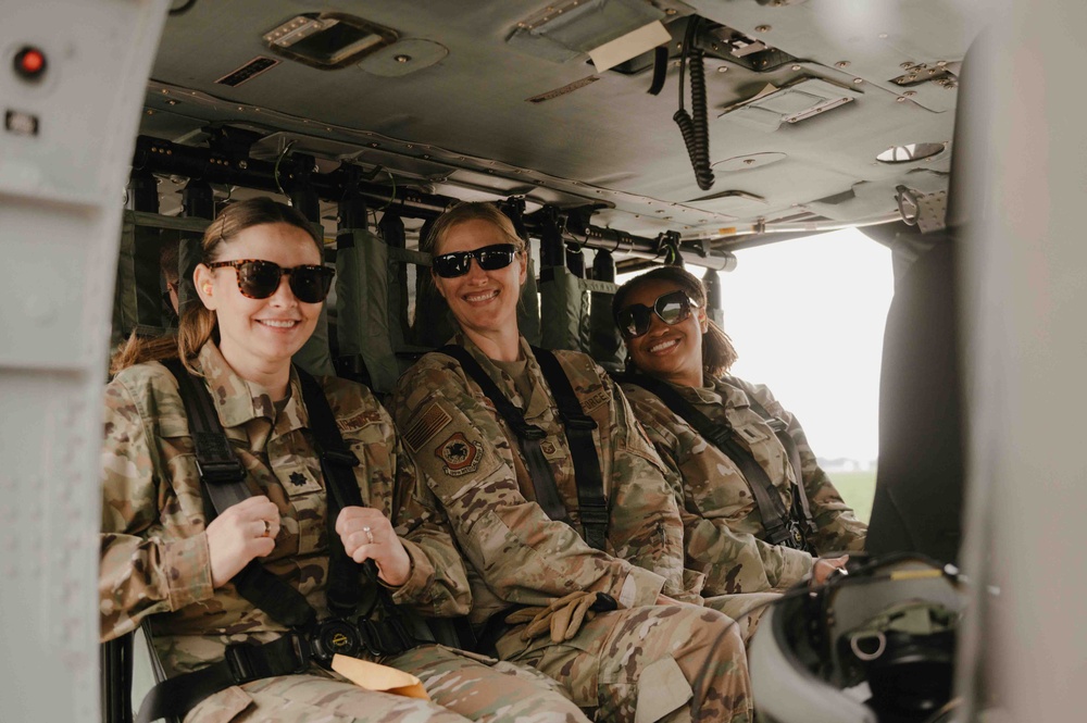 The Missouri National Guard teams up for medical evacuation training