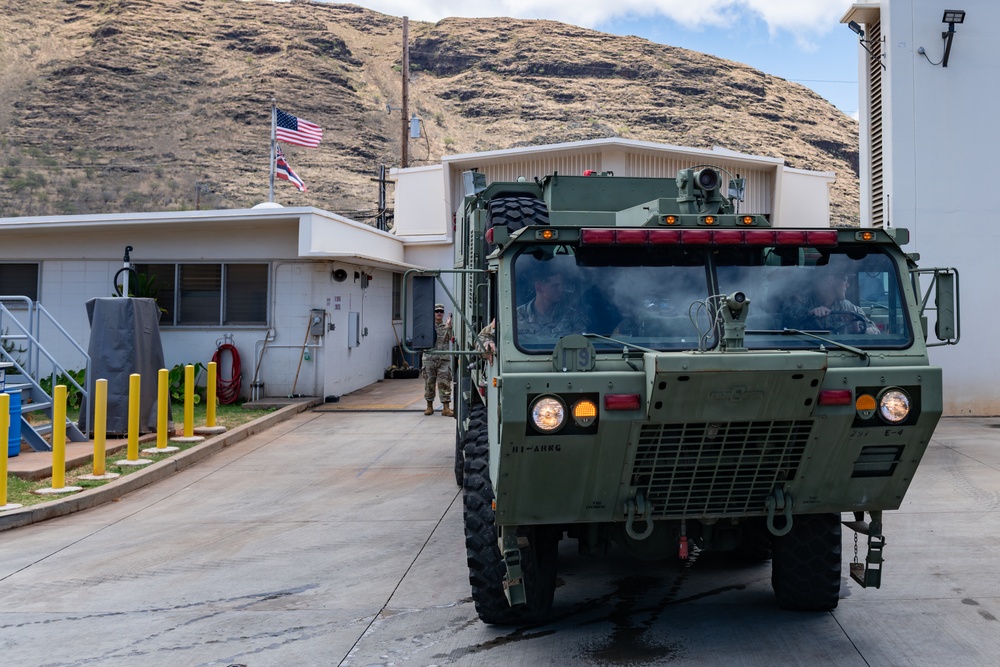 Hawaii Army National Guard provides ground support to Honolulu Fire Department during red flag fire warnings