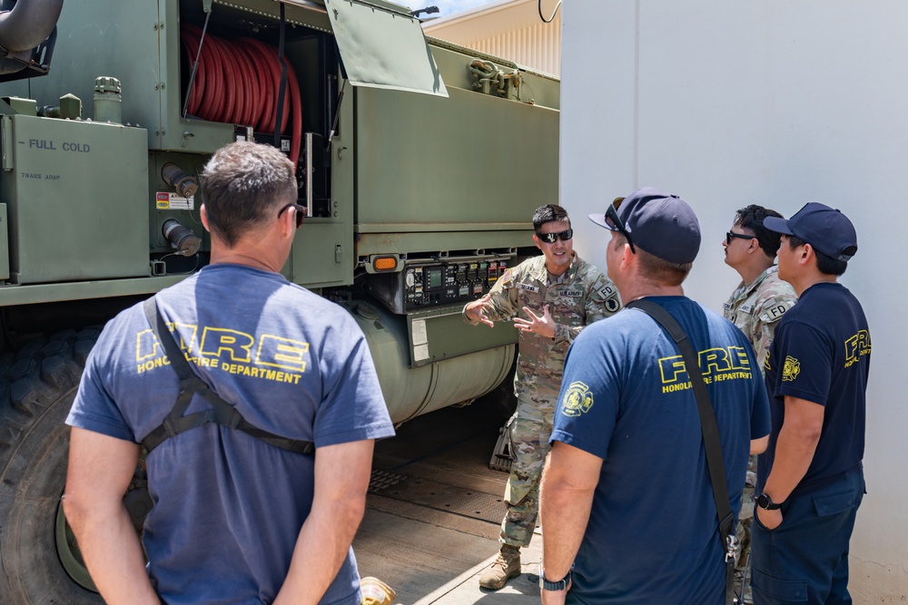Hawaii Army National Guard provides ground support to Honolulu Fire Department during red flag fire warnings