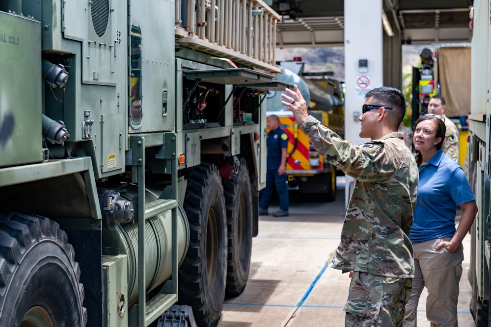 Hawaii Army National Guard provides ground support to Honolulu Fire Department during red flag fire warnings