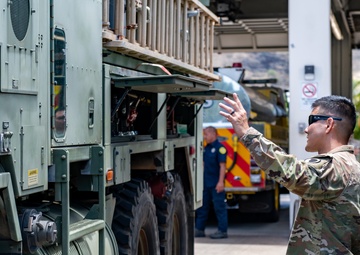 Hawaii Army National Guard provides ground support to Honolulu Fire Department during red flag fire warnings