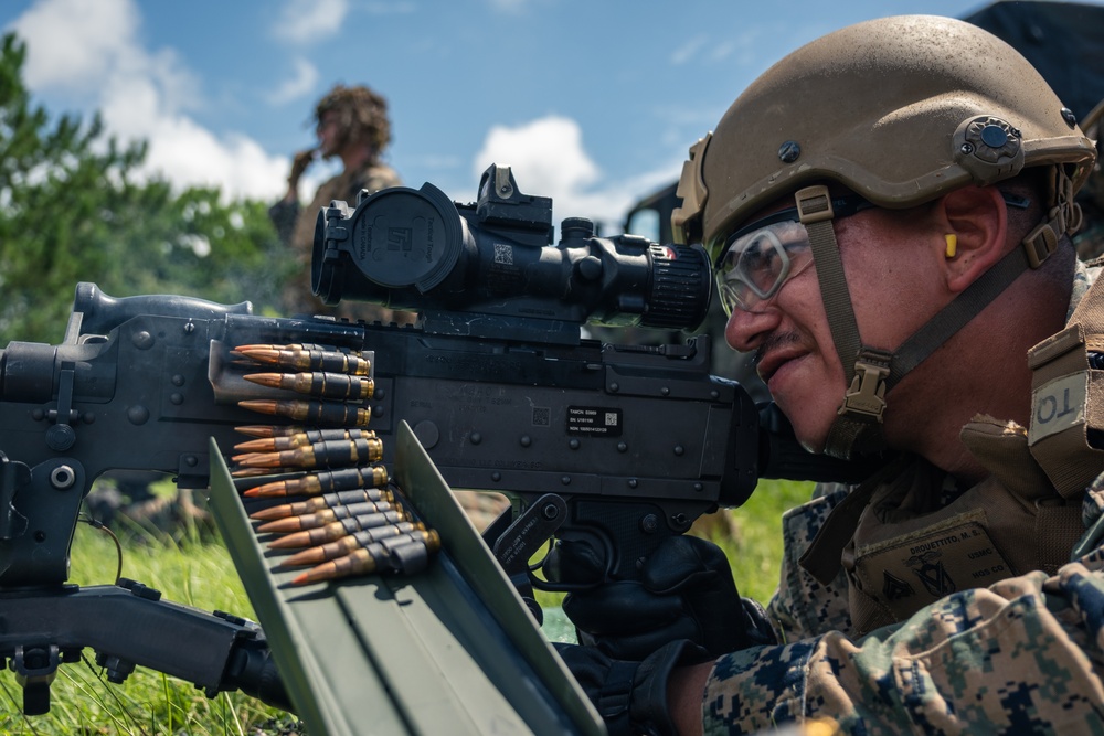 U.S. Marines Conduct a M240B Machine Gun Live-Fire Range