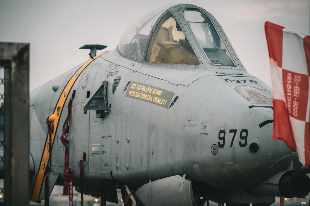 A-10 Thunderbolt II Roundabout Installation