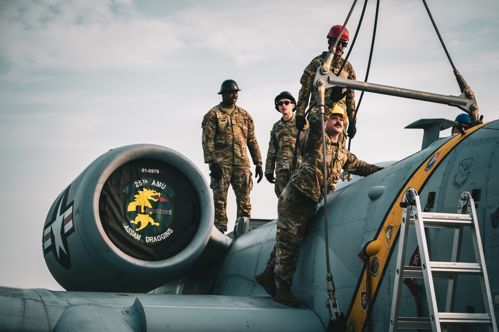 A-10 Thunderbolt II Roundabout Installation